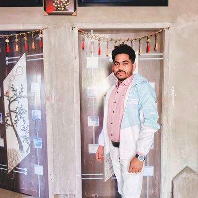 1992Yogeshwar's profile picture. BSc Bed MSc (chemistry)  
 जय भीम नमो बुद्धाय 🙏🙏🙏🙏
💯💯%🔙🔙 दिया जायेगा तुरंत