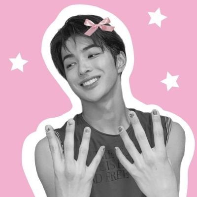 its_taaaaa's profile picture. ⋆｡˚Just Be Happy,You Deserve It・°☆