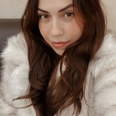 barbaridadenerd's profile picture. eu não gosto de exploração, não sou o q vc pensa 🏳️‍🌈⭐️ insta @barbaridadenerd