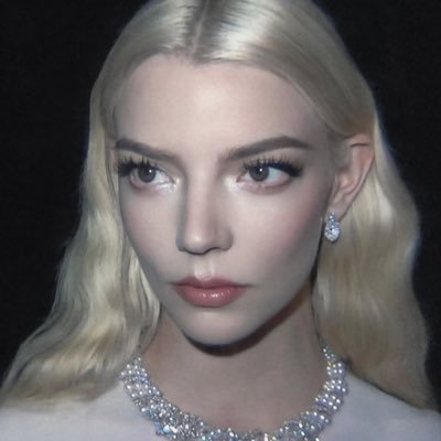 omegacarloss's profile picture. 5544 pride.