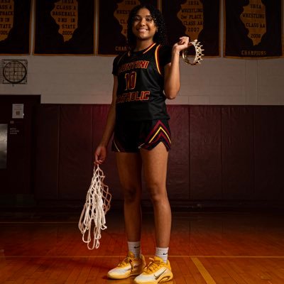 nrichardson2029's profile picture. PG -Montini HS •Freshman Varsity #10 /M14 15U 3SSB 🏀 / Christ Follower ✝️ | Student Athlete/Class of 2029 🎓 IG: @nathaliarichardson2029
