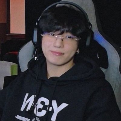 shaylasumi99's profile picture. BTS PAVED THE WAY