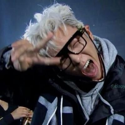 Itsmekkiky's profile picture. -Cuenta principal  ꈍ◡ꈍ 🫧
m encanta los dibujos d gays 
⋆˚𝜗𝜚˚⋆
twittera desde 2023 (mi primera cuenta no la uso)
19 años