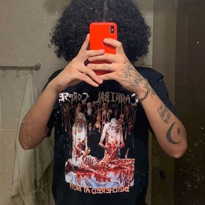 charnelvoid's profile picture. 𖤓