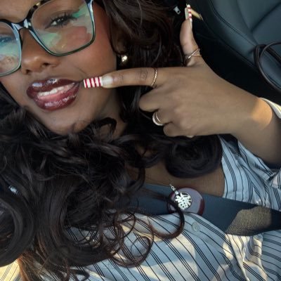 naesluvr's profile picture. 21 | so perfect that it hurts