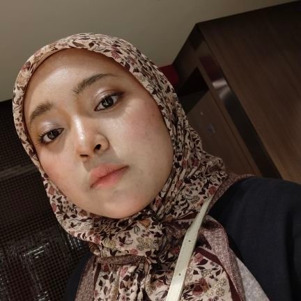 syarah_n's profile picture. 