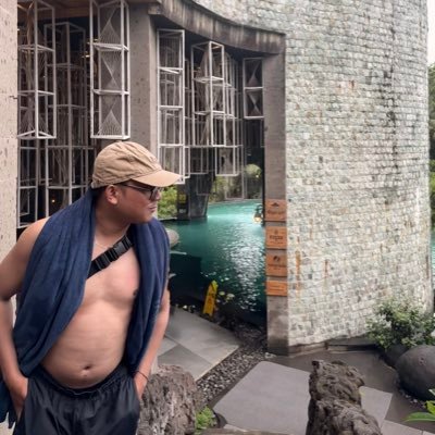 lucabIight's profile picture. 2nd account. leave a message after the tweet. Love watching movie & playing games🕹️/id moba :78593599 he/him | #FreePalestine