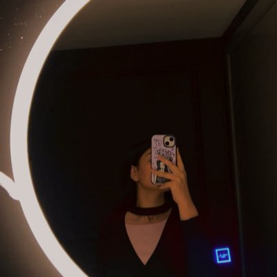 ishortyu's profile picture. I simply let the clown have the circus..