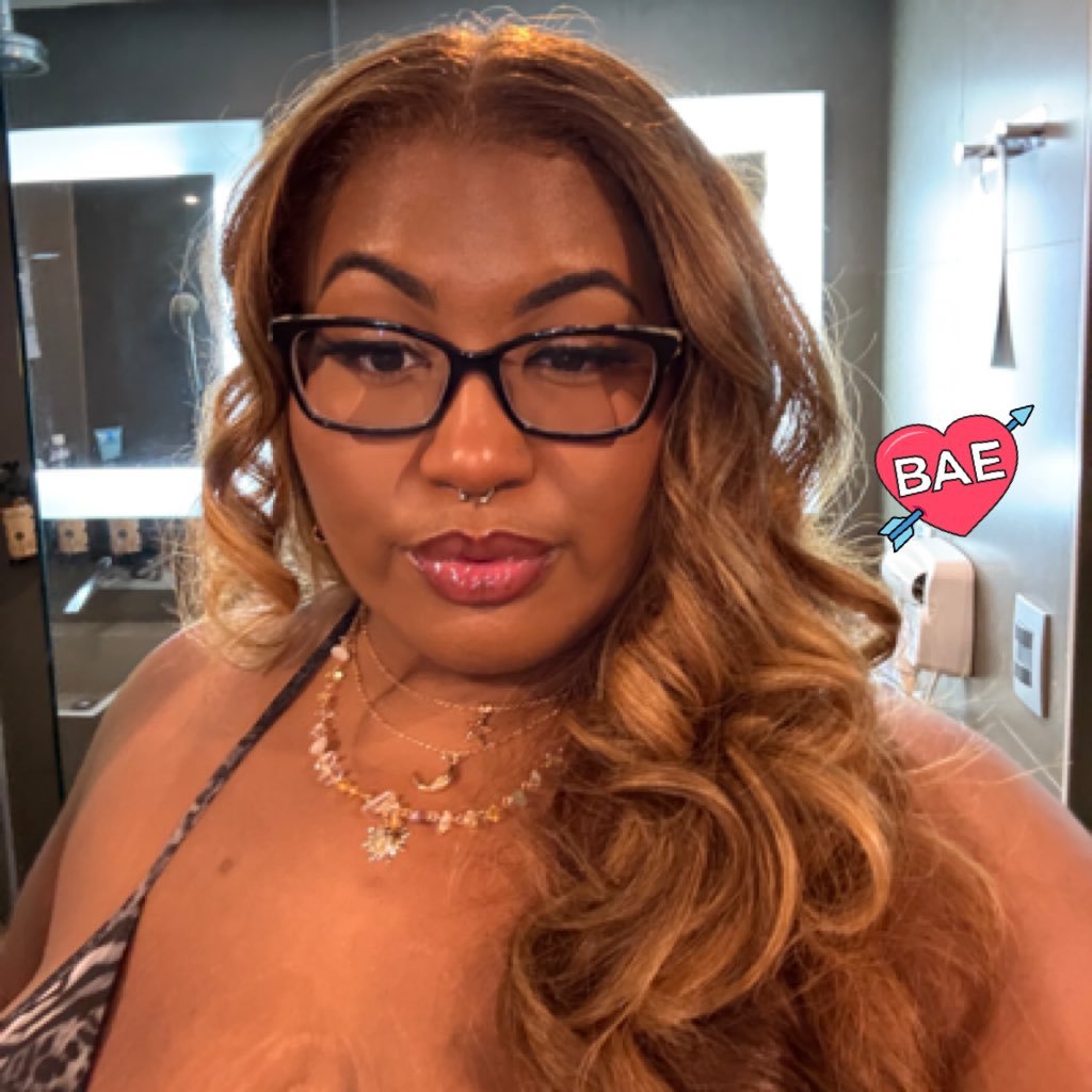 ashlaaymclellan's profile picture. fancy seeing you here 😘