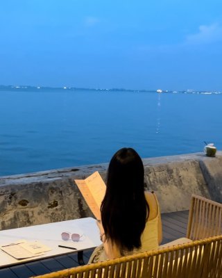 harumina_blue's profile picture. 旅行は私に異なる視点を与え、投資は挑戦の中で機会を見つける方法を教えてくれました。ブラジルの現代と伝統の完璧な融合に魅了され、この世界に対する無限の好奇心を抱いています。私は未来への道を歩んでおり、もっと広い世界を探索し、私だけの旅を続けていきます。