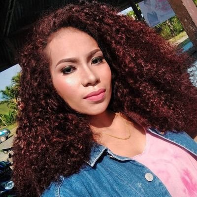 vanny_clara17's profile picture. 