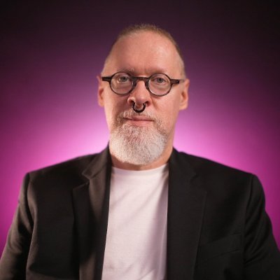 Kizzume's profile picture. Musician, photographer, narrator, social commentator, and nature lover.