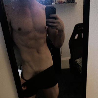 Harleyleee18's profile picture. 