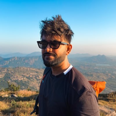 smeeetwt's profile picture. Software Designer ✺