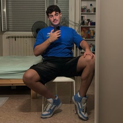 lucasportyellow's profile picture. without my genes or my blood, with no name and with no type of story, where do I live? tell me, where do I exist?