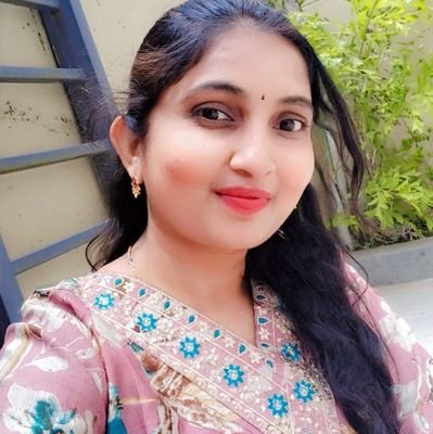 Devisri_24_'s profile picture. Founder & AI Dev @ Tulips Tech AI | Native Salem💡ME Embedded systems CEG Alumini |  Turning Ideas into Smart Systems | Support All bharat firms & languages🪔🪔