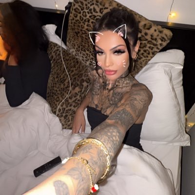 sarahthe304's profile picture. ⋆ 𝒦𝒾𝓉𝓉𝑒𝓃 𝑔𝒾𝓇𝓁 𝓂𝑒♡𝓌 ⋆ @saraharchived ⋆ 𝒴♡𝓊𝓇 𝒢𝐹𝐸 𝒹𝓇𝑒𝒶𝓂 ⋆ ɪ ᴅᴏ ᴍᴇᴇᴛꜱ ⋆ ɪɢ&ᴛᴛ ꜱᴀʀᴀʜᴀʟɪᴏꜰꜰɪᴄɪᴀʟ__