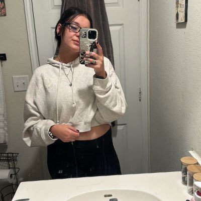 breeee524's profile picture. living life with coffee, cigarettes and absolutely zero fucks to give.