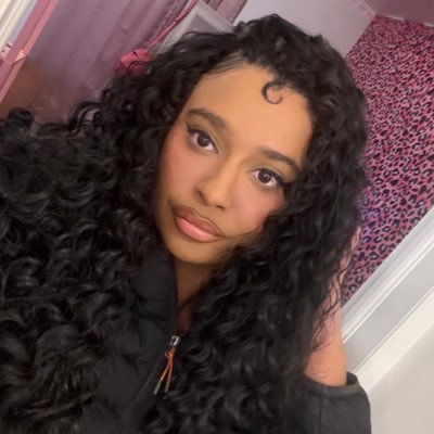 selenasofire's profile picture. You finally found me 💗 18+ ONLY.