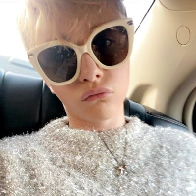 ryaannsuxx's profile picture. he/him