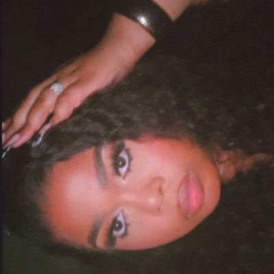 honey__dippa's profile picture. 🇵🇭 🇳🇬! I love to argue so I chose to study law👩🏻‍⚖️