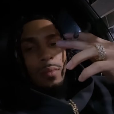 ImDemonJosh's profile picture. Sports Gambler 💰 Plug 🔌 Puerto Rican