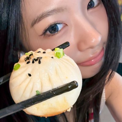 ppxzxaf's profile picture. 계정정지세번당해서옛날계정으로돌아왓어요..