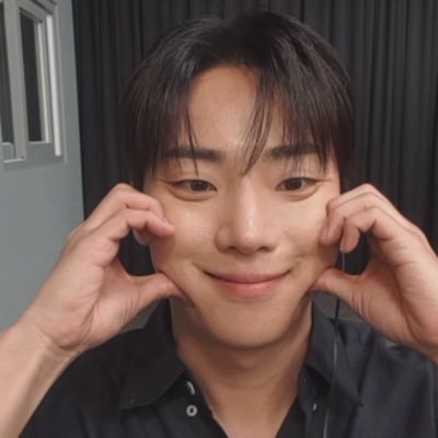 lightup86400's profile picture. 너은 나의 세계를 밝히는 빛｜+65