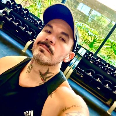 andygrmz81's profile picture. No me preguntes… solo soy un bigote🥸; cuenta libre de bufe. Cuarentón en deconstrucción. Una vez me cancelaron en España 😂