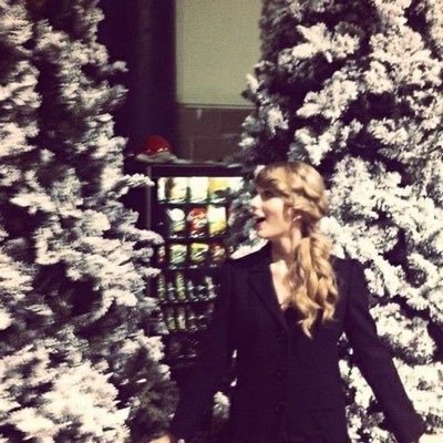 thqtswhen's profile picture. ⋆ ˚｡⋆୨୧˚ 𝐠𝐮𝐭𝐬 𝐭𝐨𝐮𝐫 𝟑/𝟗 ┊ “𝐢 𝐡𝐞𝐥𝐝 𝐭𝐡𝐚𝐭 𝐠𝐫𝐮𝐝𝐠𝐞 ‘𝐭𝐢𝐥 𝐢𝐭 𝐭𝐨𝐫𝐞 𝐦𝐞 𝐚𝐩𝐚𝐫𝐭“┊ ˚୨୧⋆｡˚ ⋆