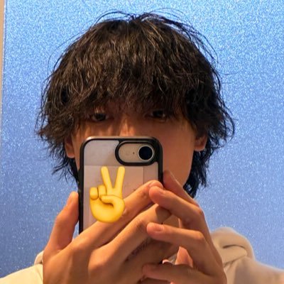 apa_sy12's profile picture. 社会不適合者と社会不適合車と社会不適合写📷:polaroid sx70＆Nikon z50ii 🏍️:NS250R（MC11）🚗:RX-7（fc3s）