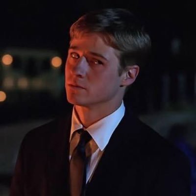 EliLeads's profile picture. 19 🇺🇸 / “Success is a drug and man we high” - Pharrell