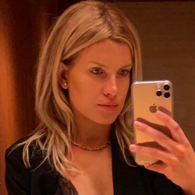 fincttech's profile picture. 🔋 Markets, Tech and Media 💰 Rich dropout Arc