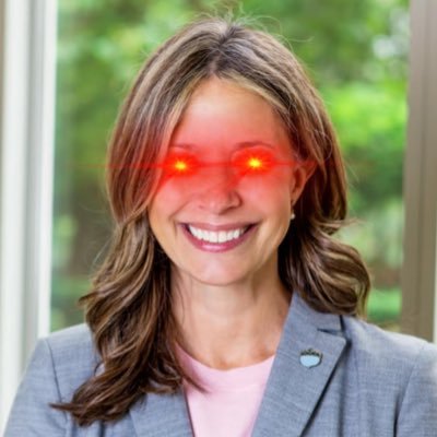 polisciqueen2's profile picture. progressive 🦌☃️❄️ || private: @polisciqueenn