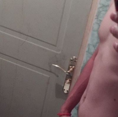 EstebanOre57741's profile picture. 