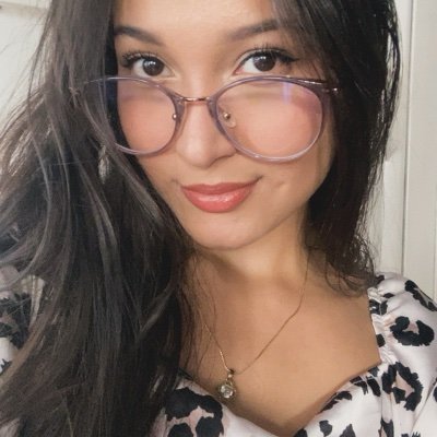 Danielavanegasf's profile picture. ¿Encontraría a la maga?
