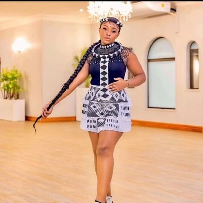 Themba_Okuhle's profile picture. commentary 🎙️• Ahlul Bait❤️ it's our job to defend our country 🇿🇦 • Men are leaders 👑