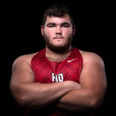 GiffordTaban's profile picture. cell 937-443-1647 track & 🏈 S:575 B:315 D:575 RG 6’ 300 lbs c/o 29 OL Rio Grande university