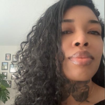 yannapropaganda's profile picture. bitch, I’m not gona say it again.