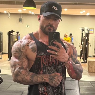 RenanSantosX5's profile picture. 