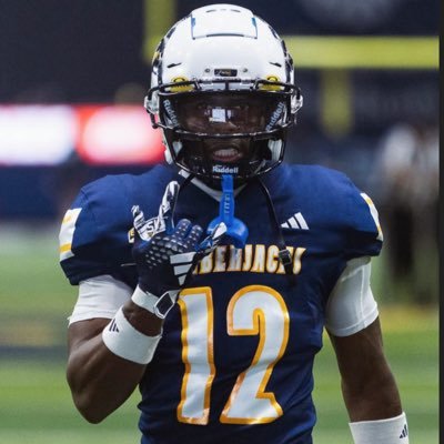 Jadenta3's profile picture. Ath @nau_football