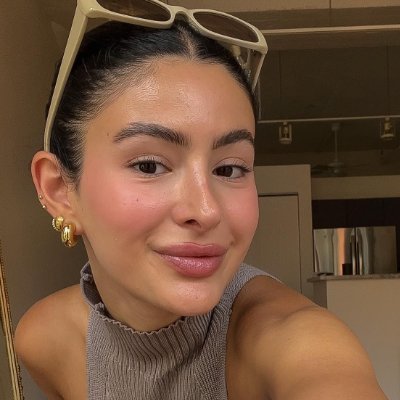 lily_lilyp's profile picture. Guiding professionals to align personal goals with organizational objectives and achieve meaningful career growth.