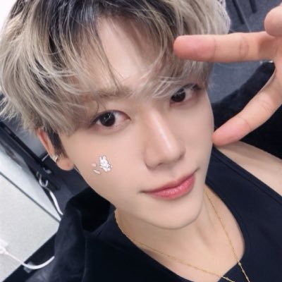 thamraide's profile picture. 