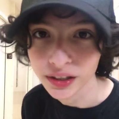 dweamnf's profile picture. byler i yo jugando fnaf