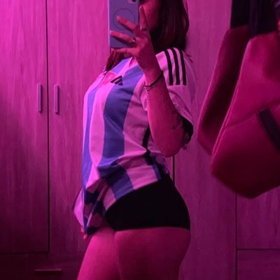 avrilnicolel6's profile picture. 