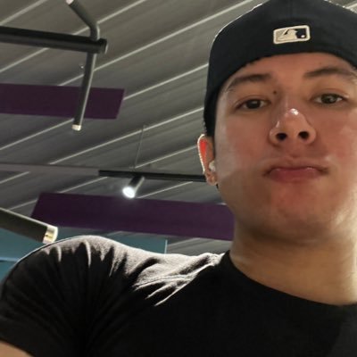 nicholasconche's profile picture. motopapi