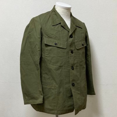 ryakui1944's profile picture. 主に末期の海軍被服物品、防毒面について収集、研究をしています。