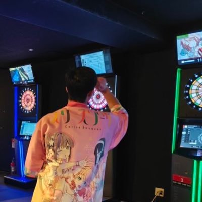 kem_melonpan's profile picture. ごちうさ:シャロ/蓮ノ空:スリーズブーケ💐/にれとも/アイマスAS:美希 デレ:桃華 ミリ:百合子/バンドリ:パスパレ/ダーツ🎯/野球⚾️/日ハム/1人で飯食ってます→ #ケムシャルぼっち飯