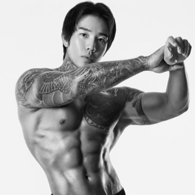 Louis_korea's profile picture. Collab DM