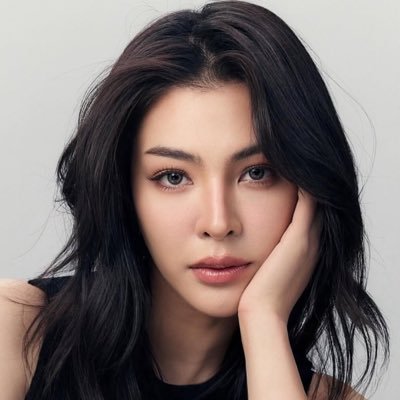 malisorn__'s profile picture. twice • faye peraya | gl enjoyer